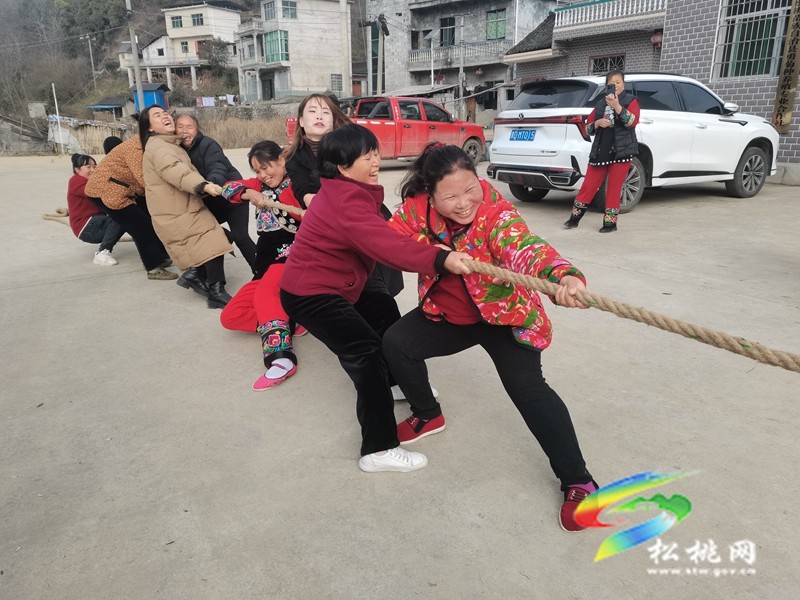 塘边村开展庆“三八”妇女节活动